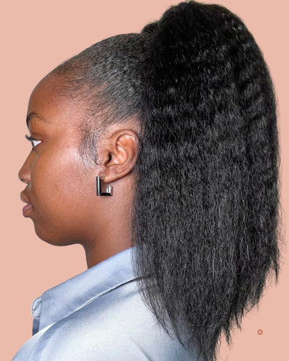 PONYTAIL CRÉPUE LISSÉE